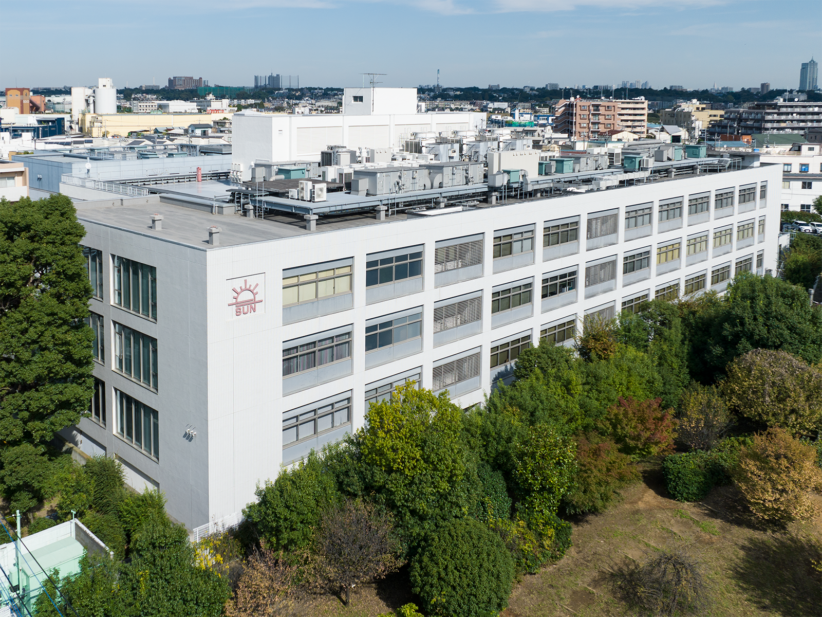 Presencia nacional, soporte técnico y herramientas de alta calidad